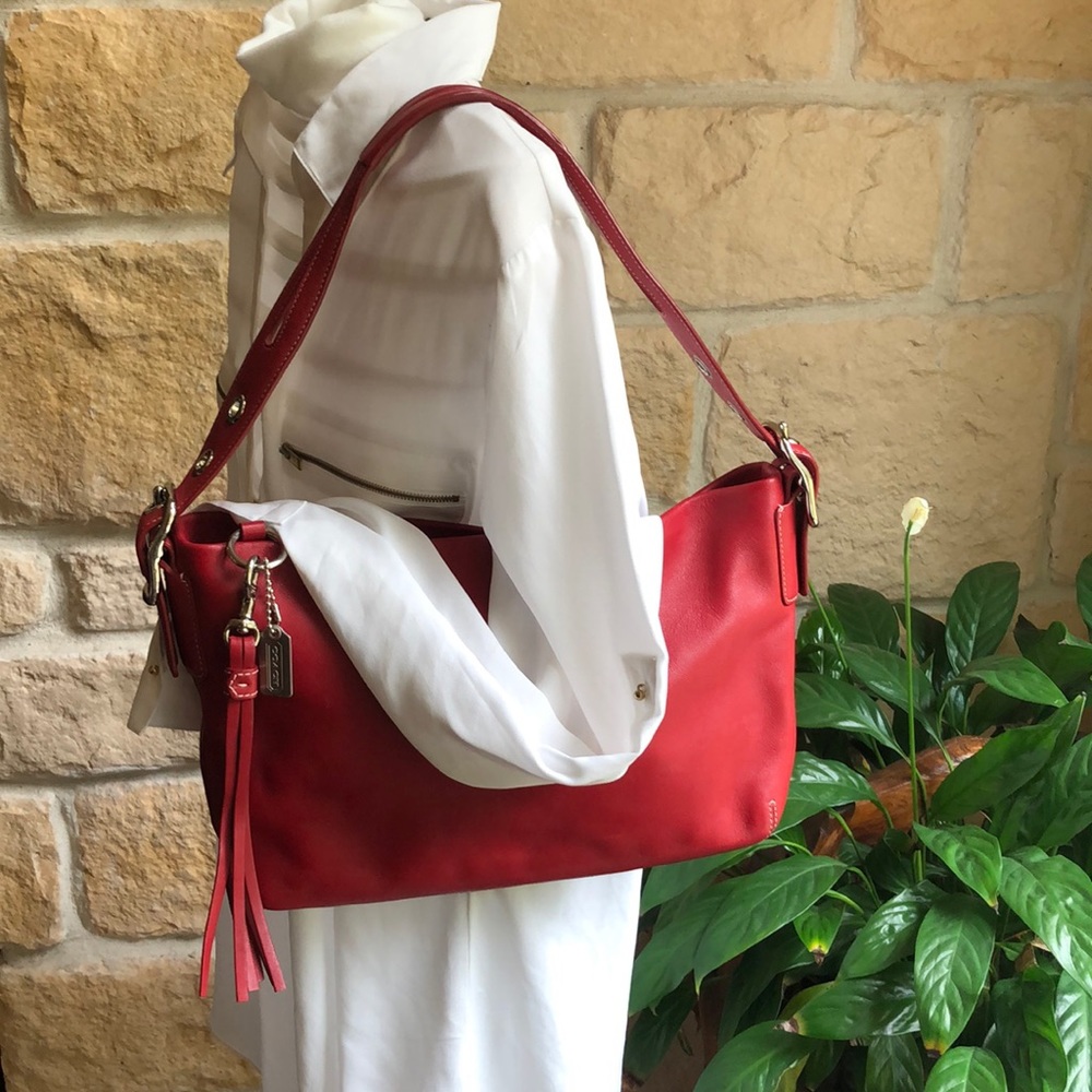 Coach small shoulder purse